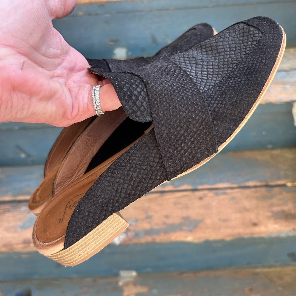 FREE PEOPLE Slip On Mule